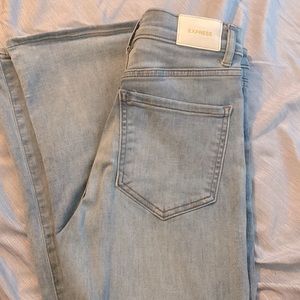 Woman’s FLARE high rise jeans